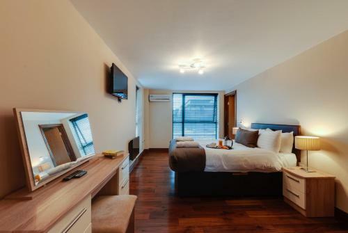 Book A Base Apartments - Duke Street