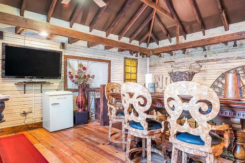 The Crab Shack Apartment