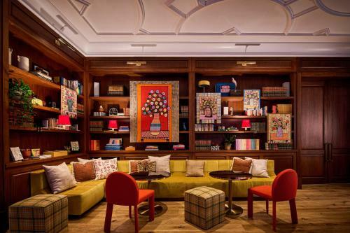 Virgin Hotels New Orleans