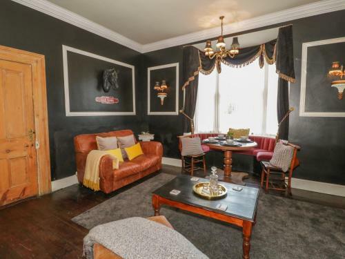 The Bar Suite Apartments