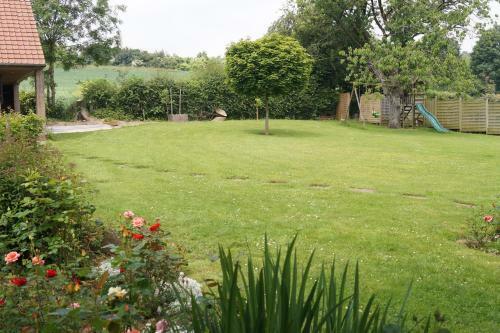 Les Charmes Du Petit Pr� Hostel