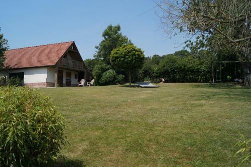 Les Charmes Du Petit Pr� Hostel