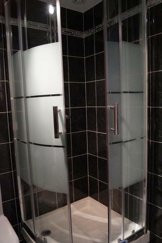 Les Charmes Du Petit Pr� Hostel