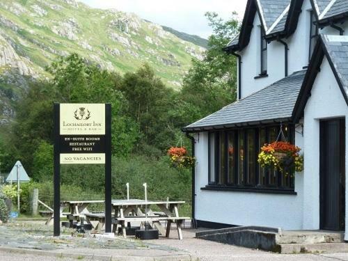 Lochailort Inn