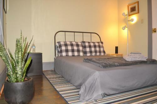 624 Jackson Guest House Hostel