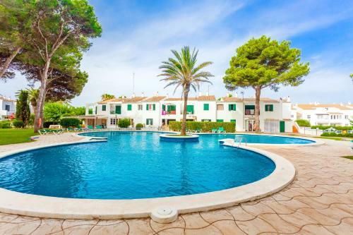 Las Brisas 11 Apartment