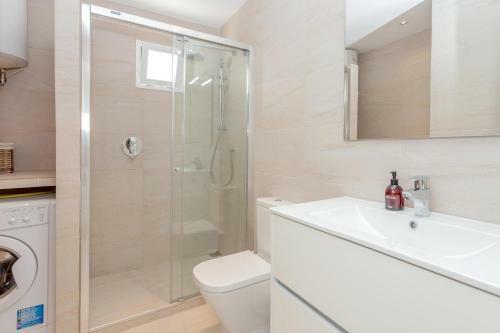 Los Delfines Biniforcat Apartment