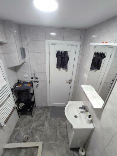 Mitrovi?a Ku?a Apartment