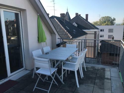 Le Tomi Apartment