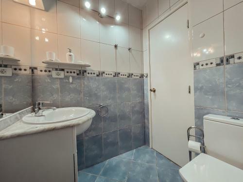 Duplex In Castle Harbour, Ocean View Apartment