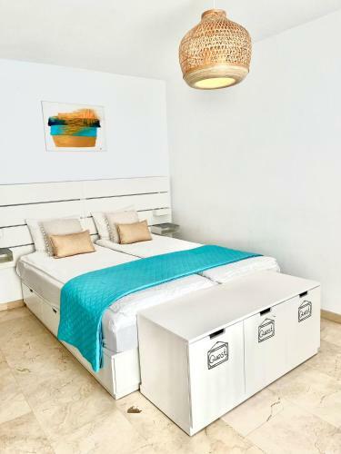 Cozy Central Studio With Terrace Apartment