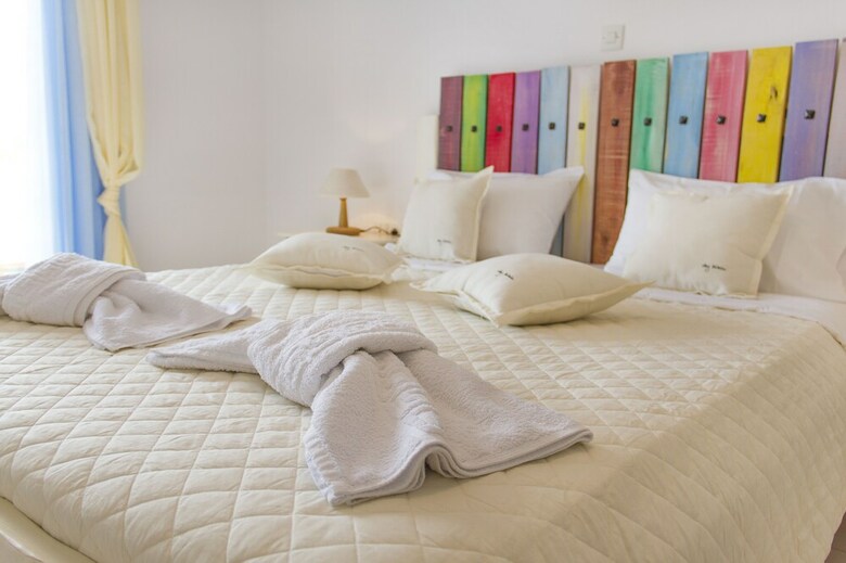 Faros Apartments