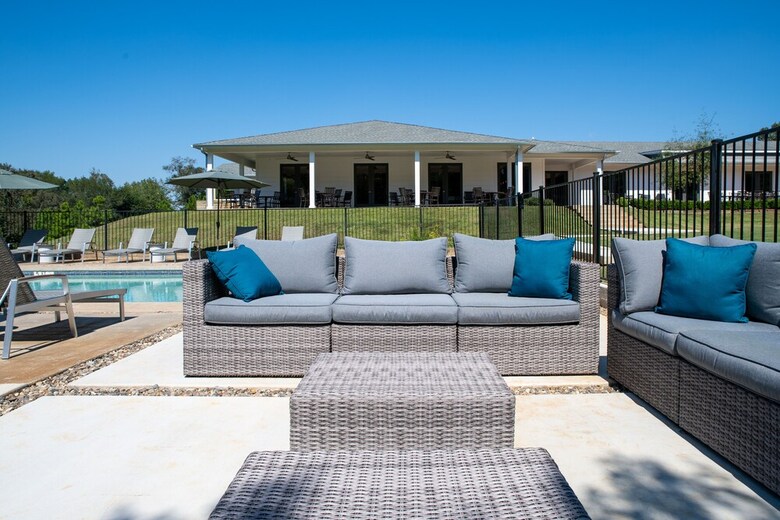 High Hill Farm Hotel