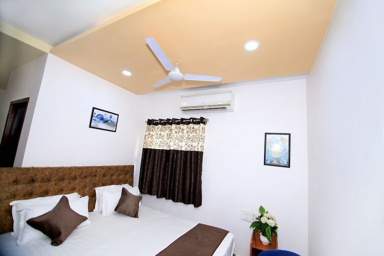 Hotel Subcity