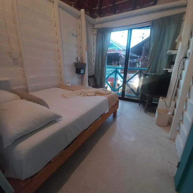 Akbal Holbox Hotel
