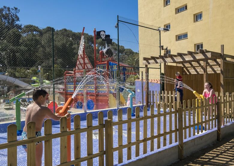 Rosamar Std Garden Resort Hotel