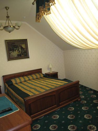 Atrium Hotel