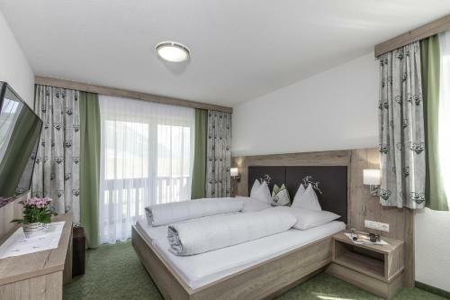 Pension Jaqueline Bed & Breakfast
