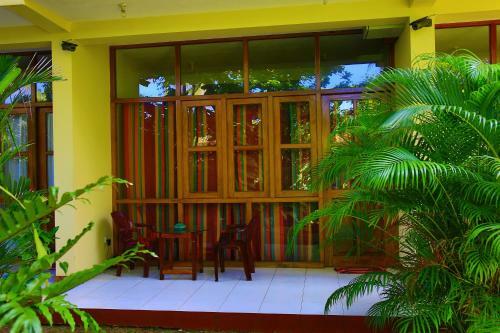 Finlanka Hotel