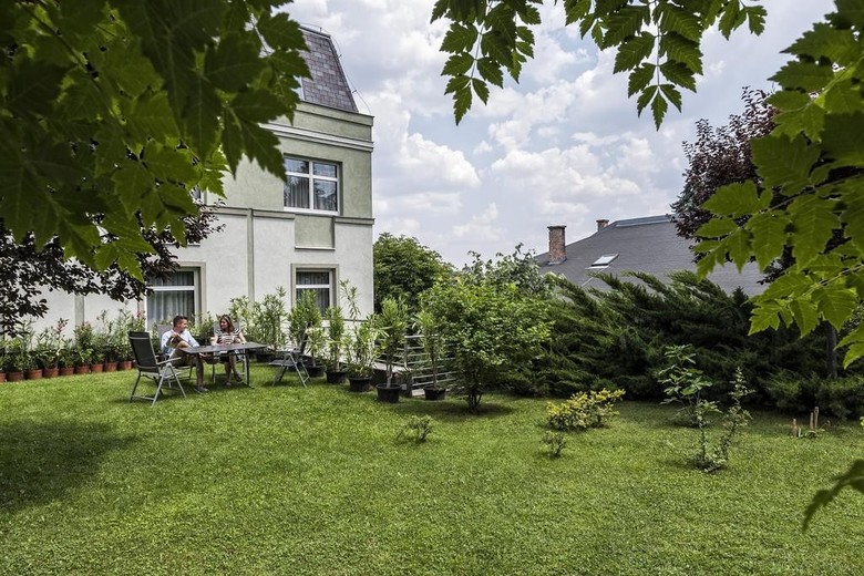 Jagello Business Hotel
