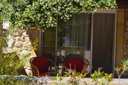 Mas Lou Souleil Bed & Breakfast