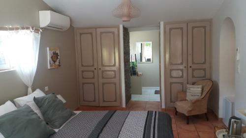 Mas Lou Souleil Bed & Breakfast