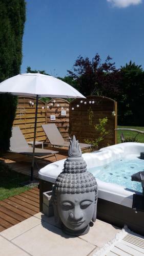 Mas Lou Souleil Bed & Breakfast