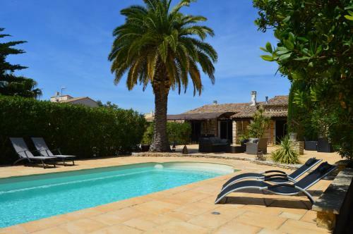 Mas Lou Souleil Bed & Breakfast