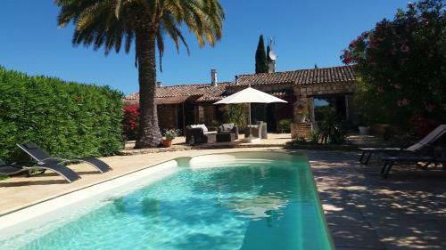 Mas Lou Souleil Bed & Breakfast