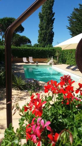 Mas Lou Souleil Bed & Breakfast