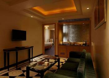 Lemon Tree Premier Jaipur Hotel