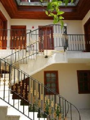 Mediterra Art Hotel