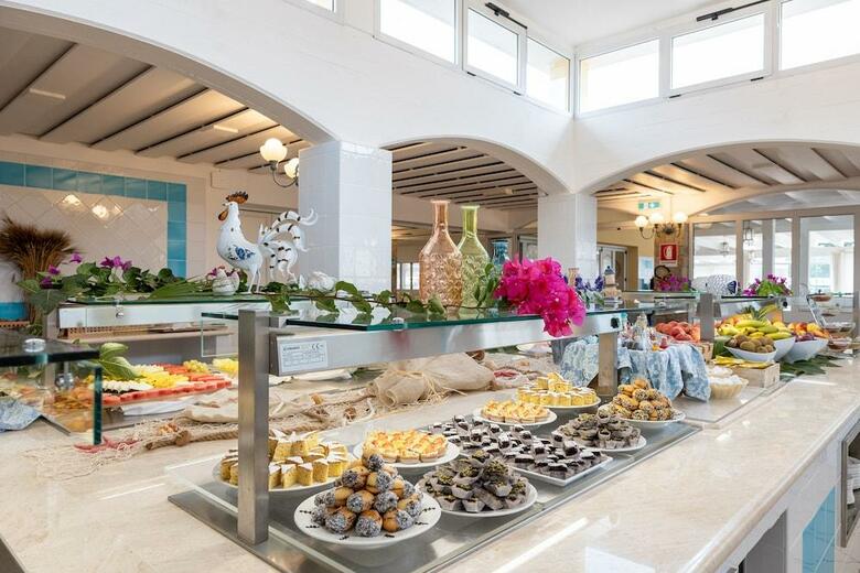 Tirreno Resort Hotel