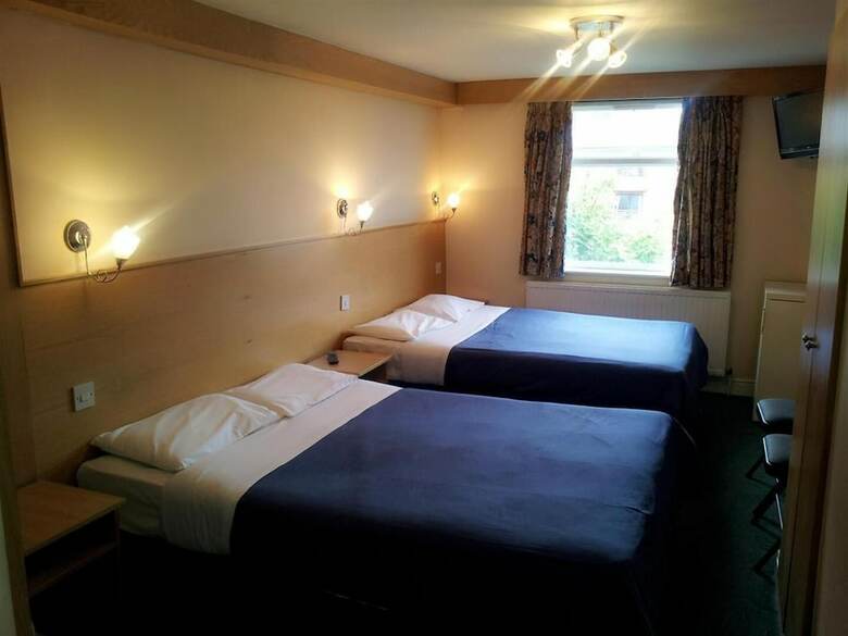 West Cromwell Hotel