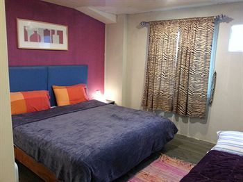86 Guest House Hotel
