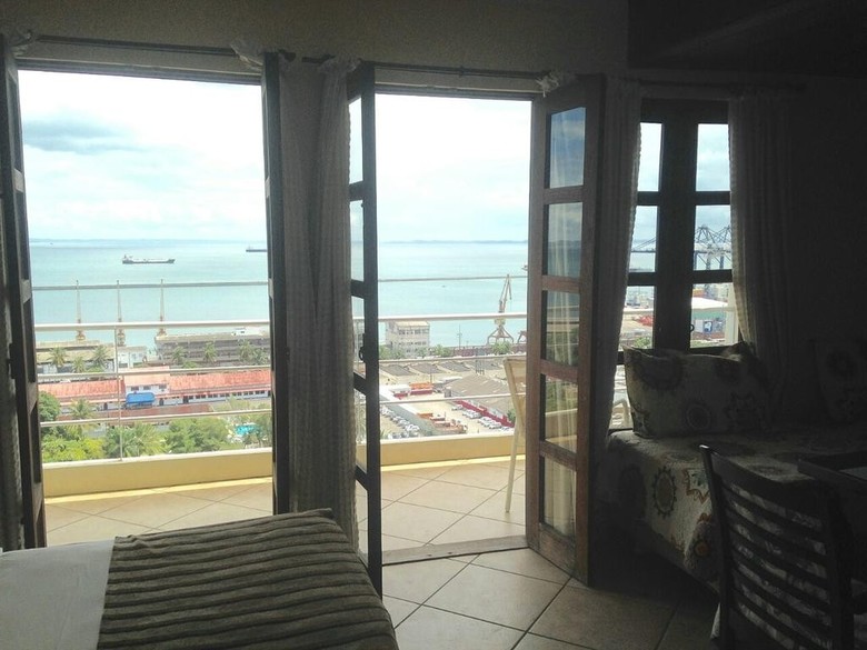 Suites Da Fl�via Hotel