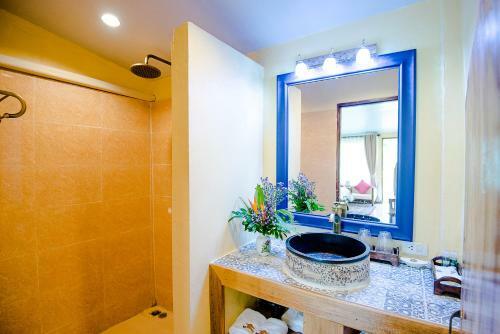 E-outfitting Pai Resort Hotel