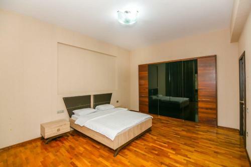 Teatr Rashida Beibytova 2 Apartment