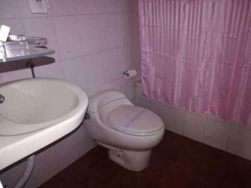 Regant Lake Village Hotel