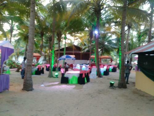 Regant Lake Village Hotel