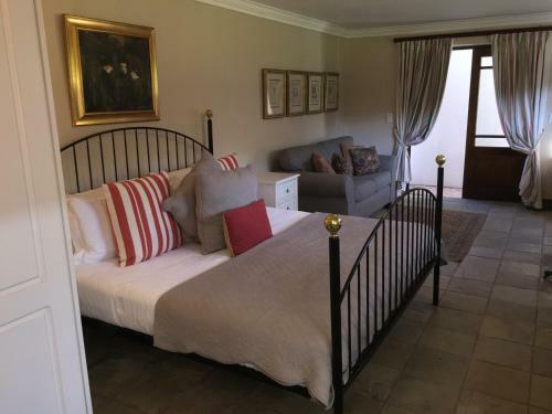 River Lodge Bed & Breakfast