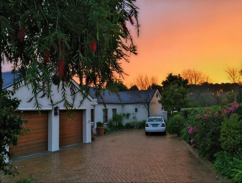 River Lodge Bed & Breakfast