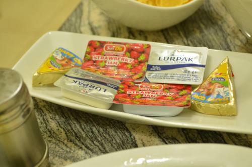 Intellectual Serviced Suites Apartment