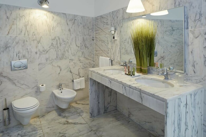 Faro & Beach Club Hotel