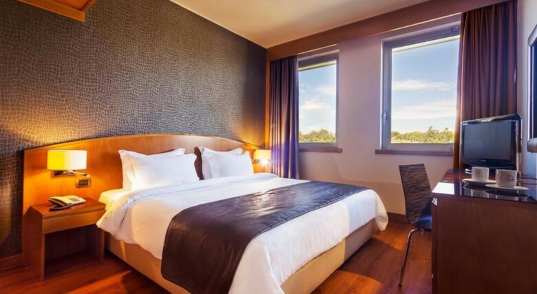 Hf Fnix Lisboa Hotel