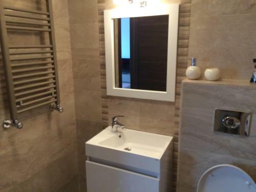 Mamaia Lake View Apartment