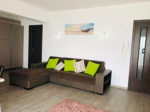 Mamaia Lake View Apartment