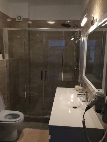 Mamaia Lake View Apartment