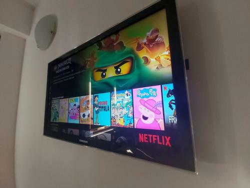 Studio Montana Apartments