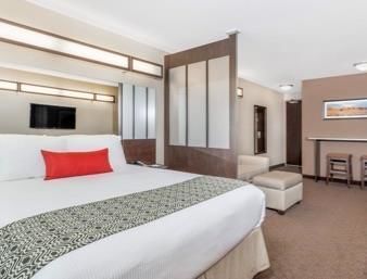 Microtel Inn & Suites By Wyndham Estevan Hotel